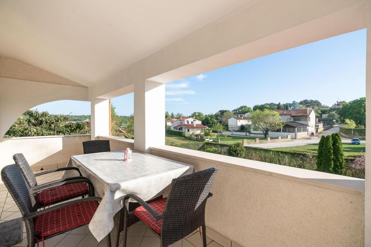 Apartments Norma Funtana Exterior photo